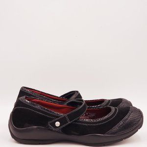 Ariat Suede Mary Janes-size 10, but more like 9.5